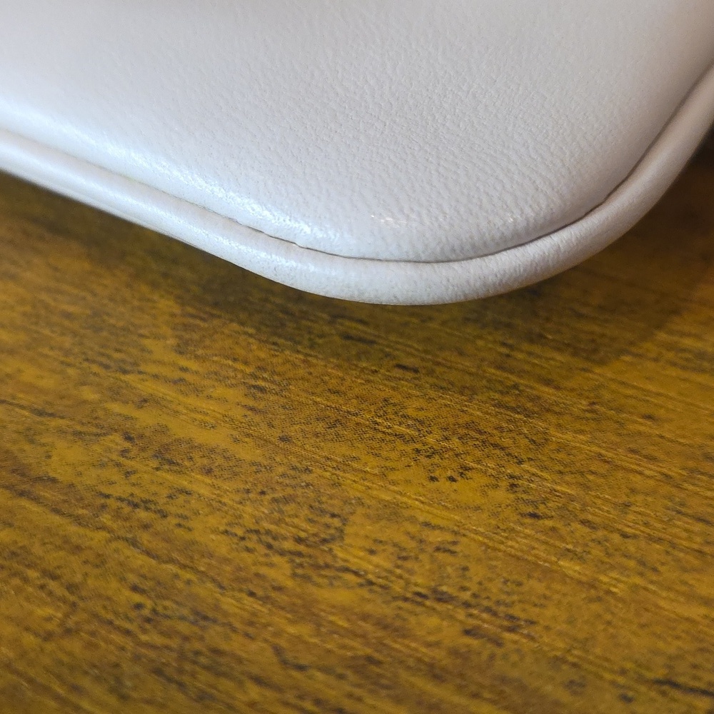 Coach Tea Rose Large Clutch - Picture 6 of 11